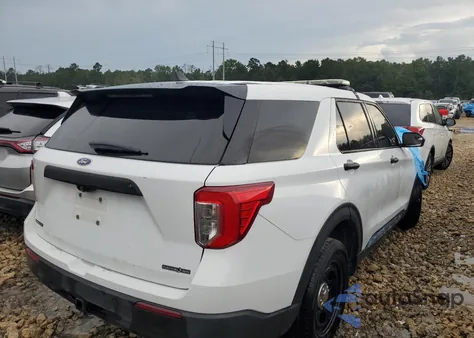 2021 Ford Explorer Police Interceptor from USA, damaged, VIN 1FM5K8AB4MGA07654